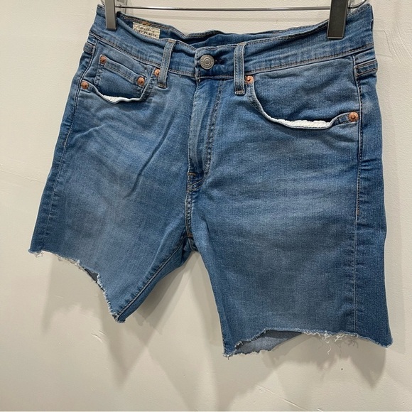 Levi’s Cutoff Denim High Waist Shorts Size 28 Light Wash - Picture 3 of 11